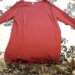 Long maroon top